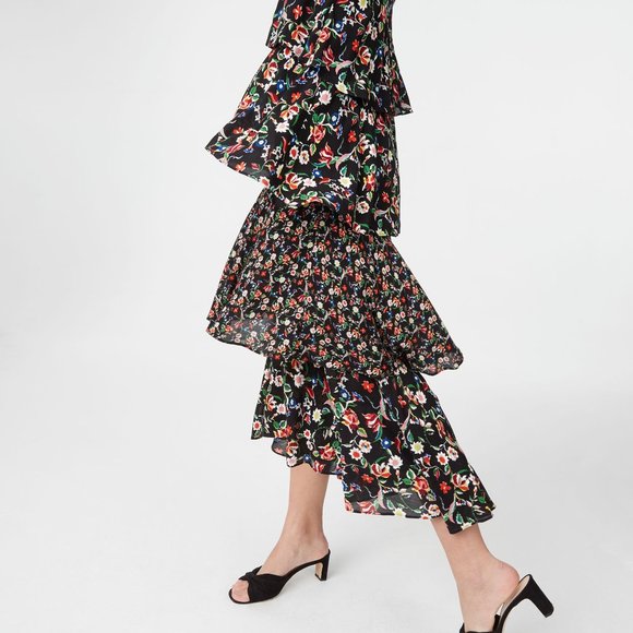 Club Monaco Suukyi Dress Tiered Floral Sz 0 - Picture 7 of 9